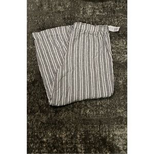 Mid-Rise Relaxed Fit Casual Pants